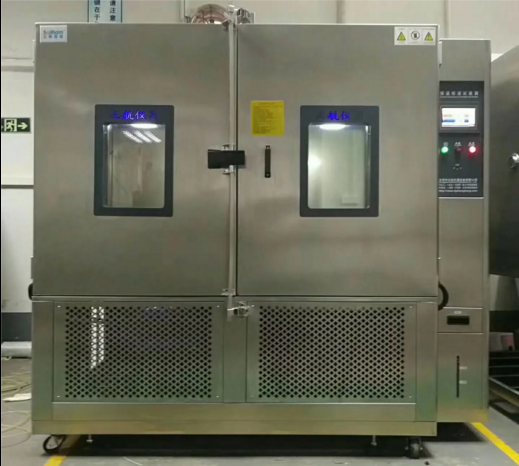 江西做顯示器/平板電腦客戶訂購(gòu)的大型恒溫恒濕試驗(yàn)箱正面圖